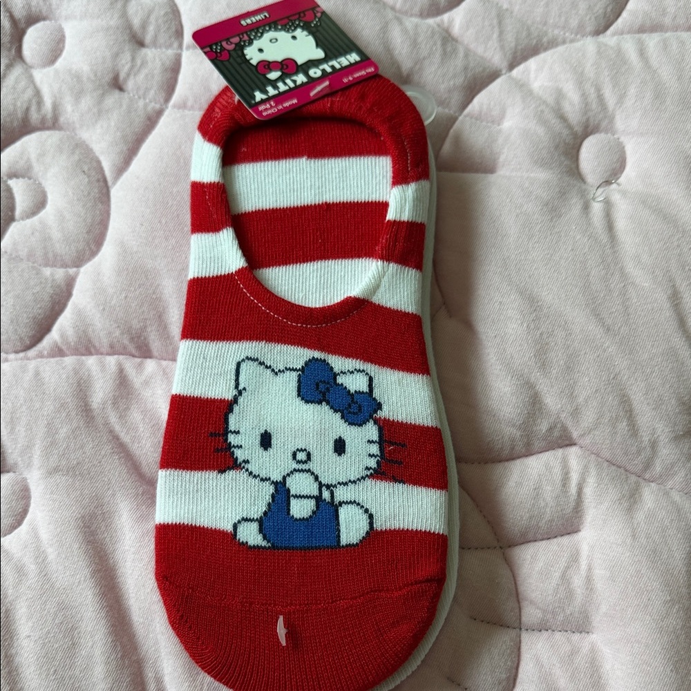 Hello Kitty Red & White Striped Women’s No-Show Footie Socks with Blue Bow Motif